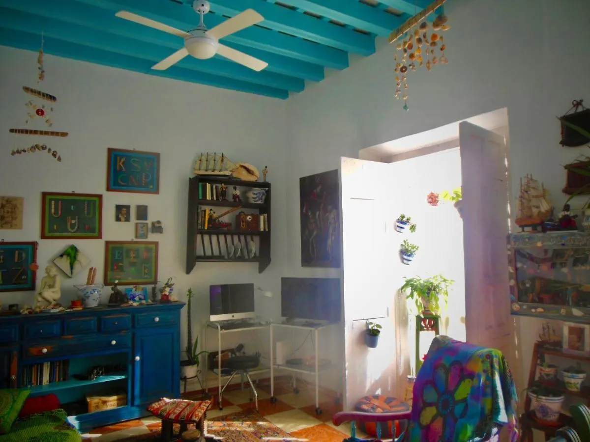 Habitaciones La Pepa 加的斯 民宿
